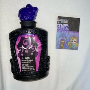 Minster High Potions Mini Doll Cleo DeNile